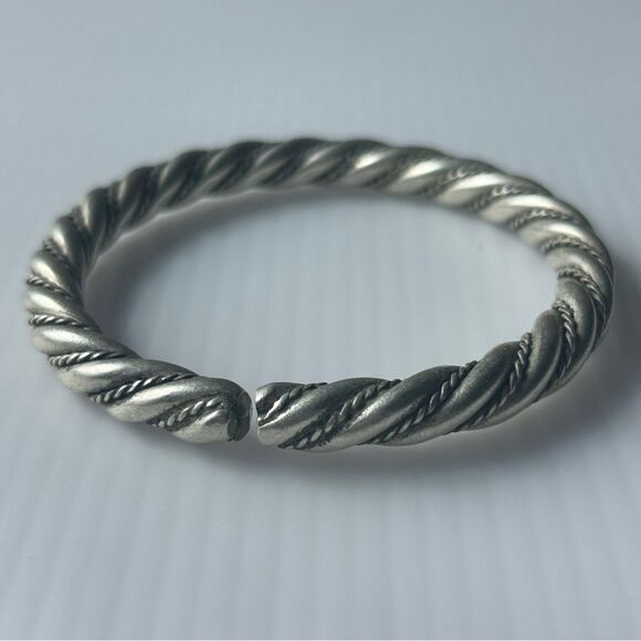 Silver Twisted Bangle Bracelet vintage Tibetan style Tibetan silver fits 15-18cm - Picture 3 of 5